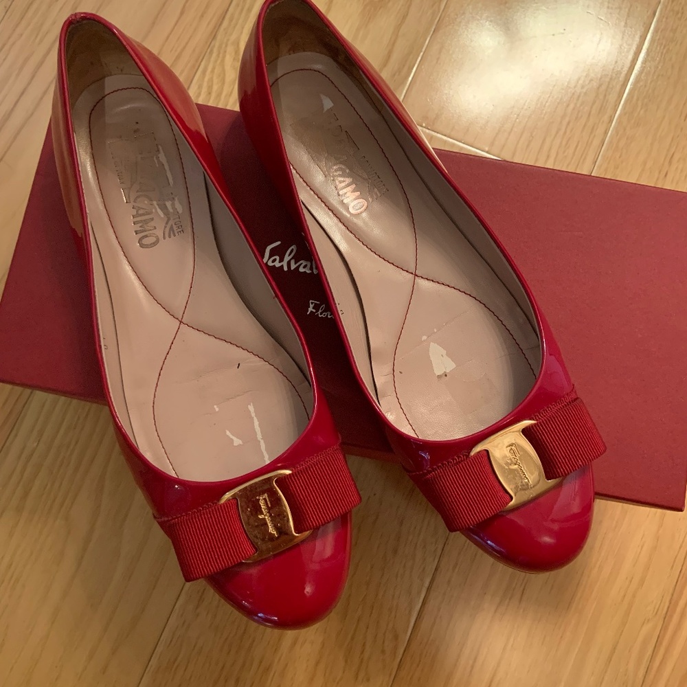 Salvatore Ferragamo Varina Patent Leather Flats Red Size 8